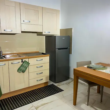 Louma Guest house *